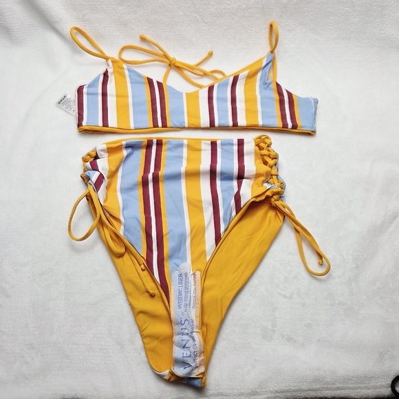 Venus Yellow and Blue Bikini Modern Reversible High-Waisted Swimsuit Set - Picture 3 of 5